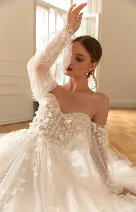 eva-lendel-less-is-more-ii-astoria-2