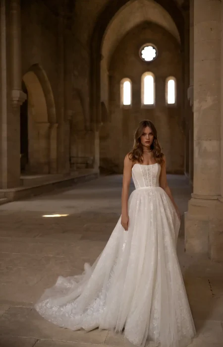 eva-lendel-love-spell-medea-0